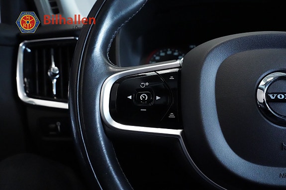 Volvo V90 Cross Country 18 of 23