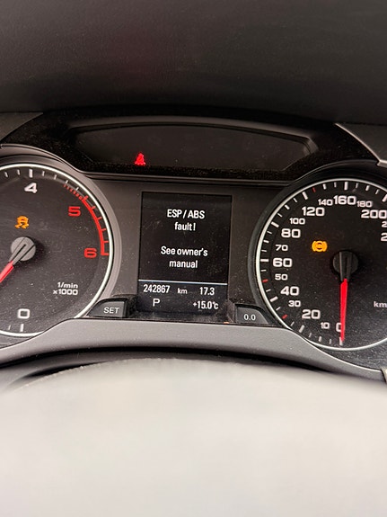 Audi A4 10 of 14