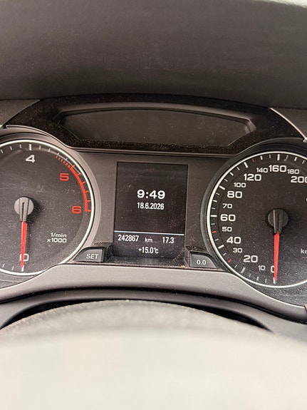 Audi A4 11 of 14