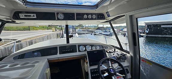 Askeladden 805 Commuter-2005 Mercruiser 4,2l-2005 5 of 12
