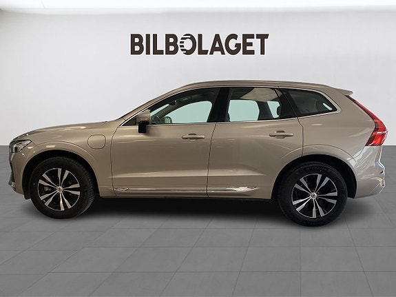 Volvo XC60 2 of 14