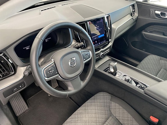 Volvo XC60 6 of 14