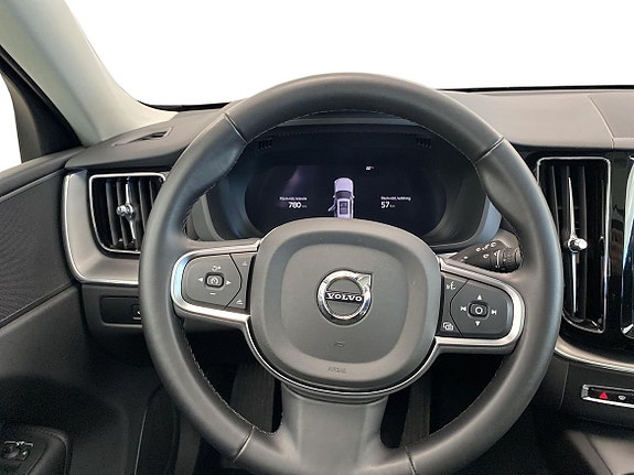 Volvo XC60 9 of 14