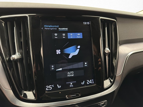 Volvo V60 23 of 30