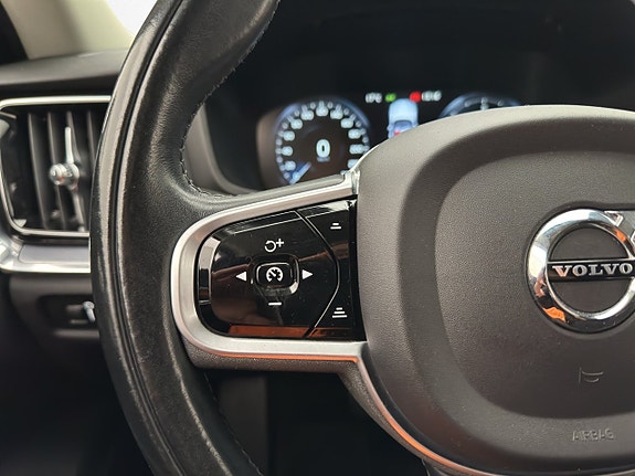 Volvo V60 15 of 30