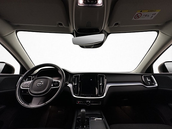 Volvo V60 13 of 30