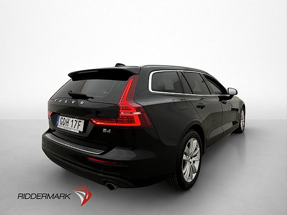 Volvo V60 8 of 30