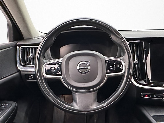 Volvo V60 14 of 30