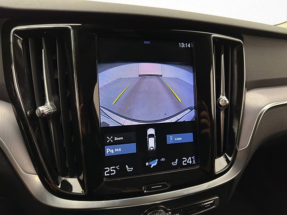 Volvo V60 19 of 30