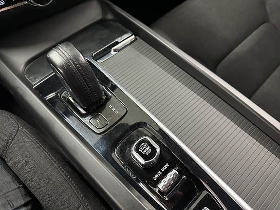 Volvo V60 25 of 30