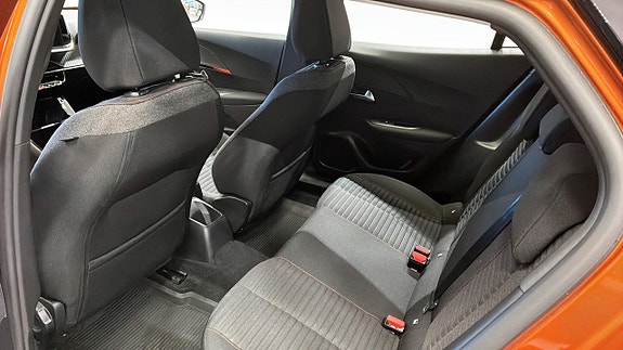 Peugeot 2008 11 of 12