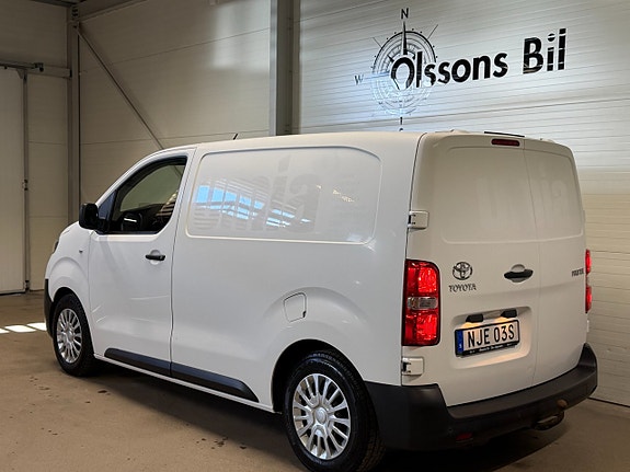 Toyota Proace 4 of 5