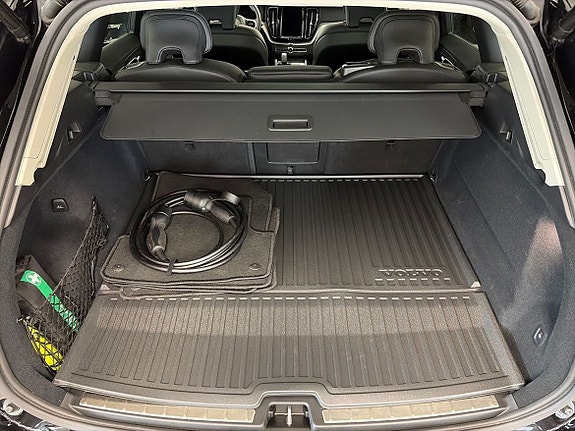Volvo XC60 24 of 29