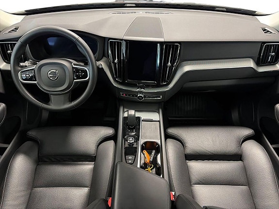 Volvo XC60 13 of 29