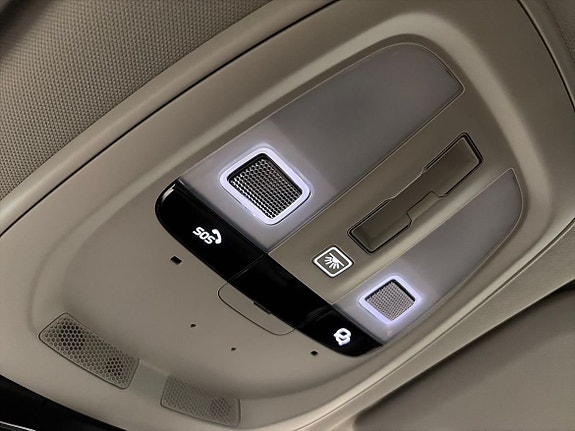 Volvo XC60 20 of 29