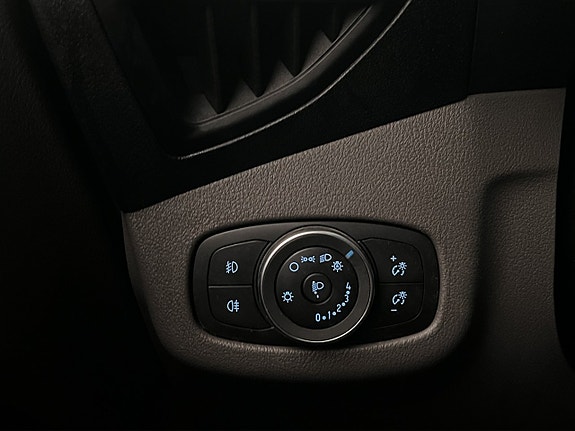 Ford Transit Connect 15 of 30