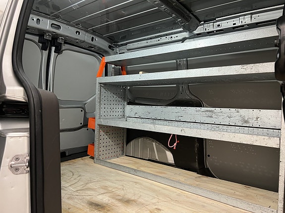 Ford Transit Connect 13 of 30