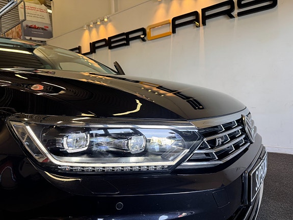 Volkswagen Passat 7 of 22