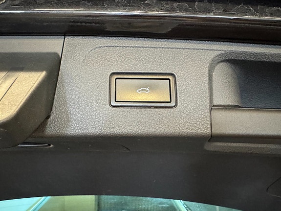 Volkswagen Passat 22 of 22