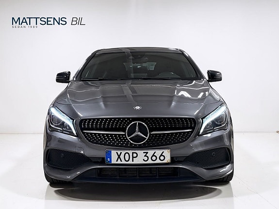Mercedes-Benz CLA200 d 2 of 5