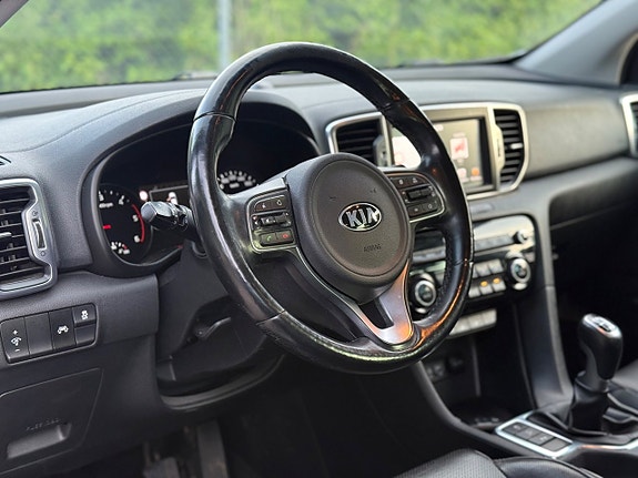 Kia Sportage 16 of 28