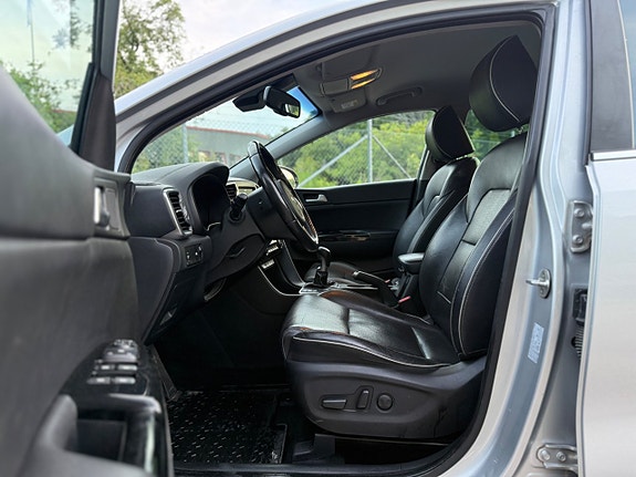 Kia Sportage 15 of 28