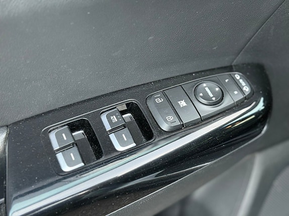 Kia Sportage 17 of 28