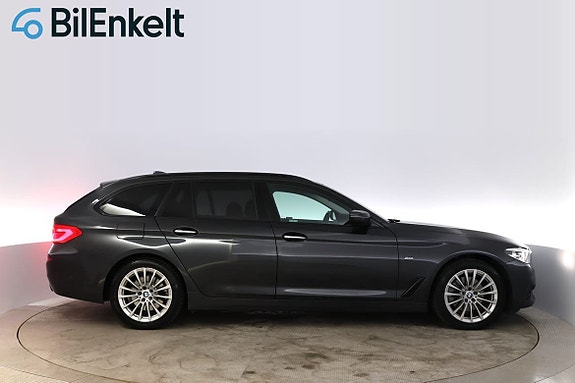 BMW 520d 2 of 5