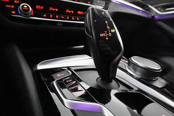 BMW 520d 24 of 30