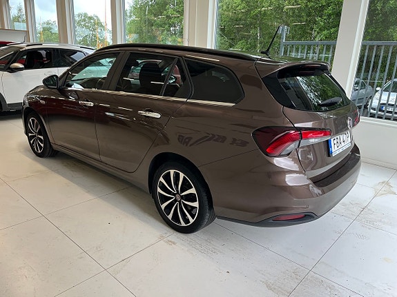 Fiat Tipo 3 of 5