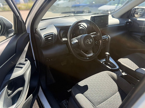 Toyota Yaris Cross 11 of 23