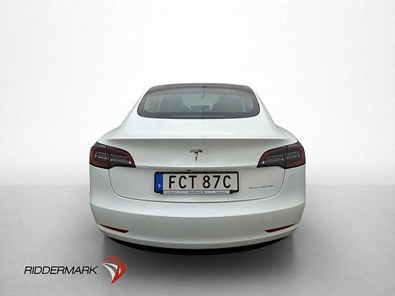 Tesla Model 3 8 of 30