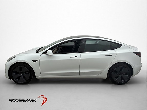 Tesla Model 3 5 of 5