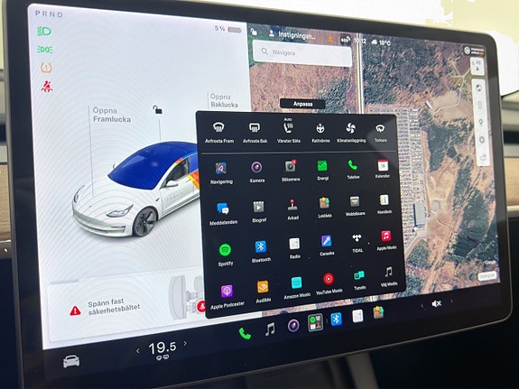 Tesla Model 3 19 of 30