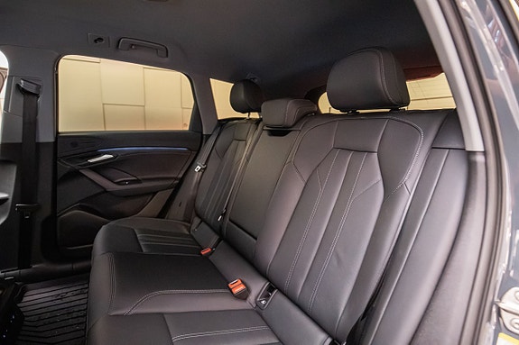 Audi Q6 e-tron 21 of 26