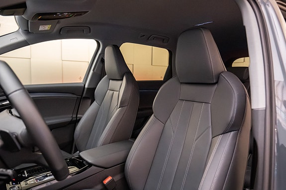 Audi Q6 e-tron 18 of 26