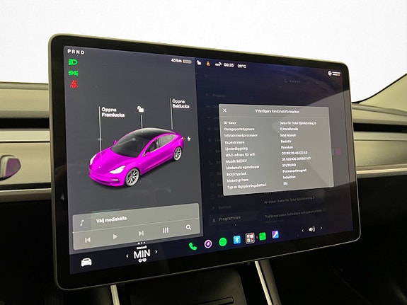 Tesla Model 3 21 of 30
