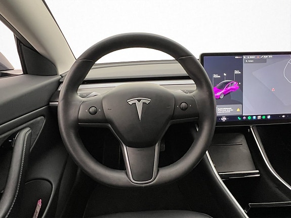 Tesla Model 3 14 of 30