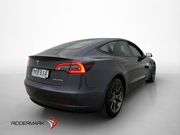 Tesla Model 3 9 of 30