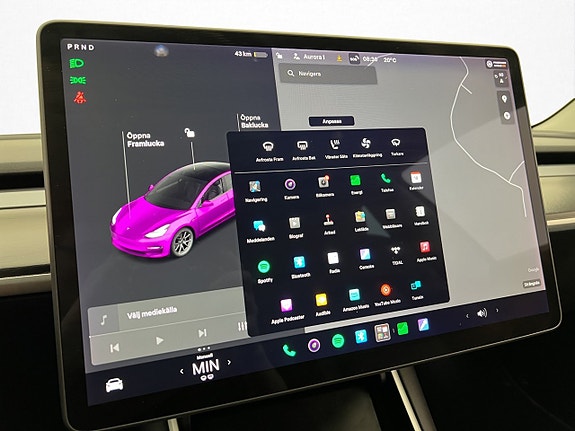 Tesla Model 3 24 of 30
