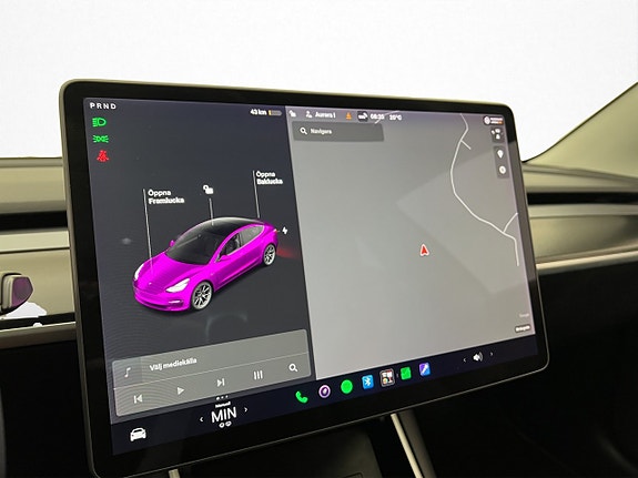 Tesla Model 3 18 of 30