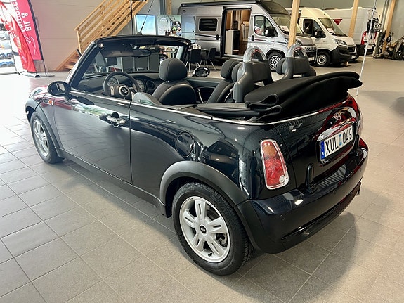 MINI Cooper 3 of 5