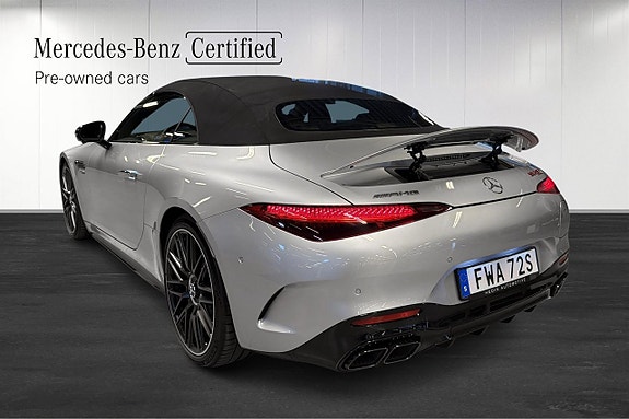 Mercedes-Benz SL63 17 of 23