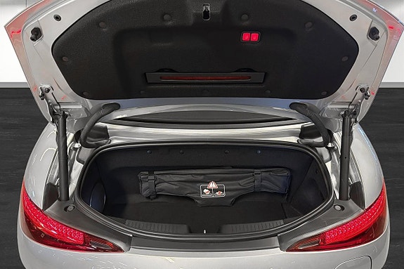 Mercedes-Benz SL63 23 of 23