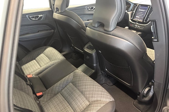 Volvo XC60 11 of 23