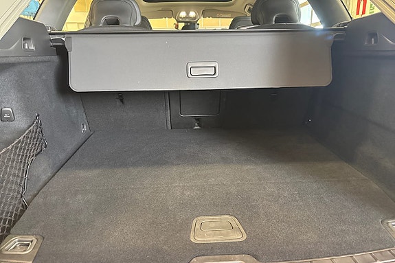 Volvo XC60 13 of 23