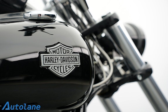 Harley-Davidson Rocker  *Vance & Hines 18 of 25