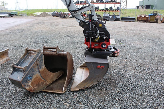 Bandgrävare Takeuchi TB370 Rototilt, Grip, centralsmörjning 5 of 12