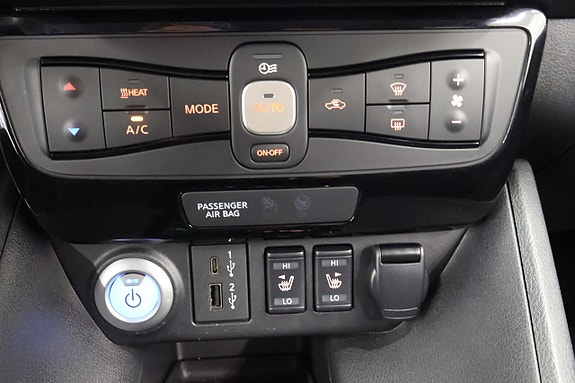 Nissan Leaf 10 of 11