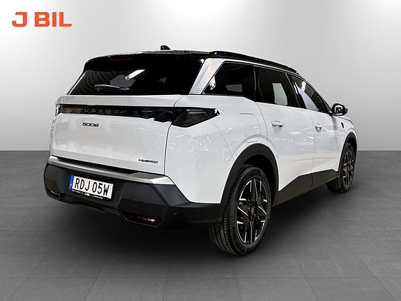 Peugeot 5008 3 of 5